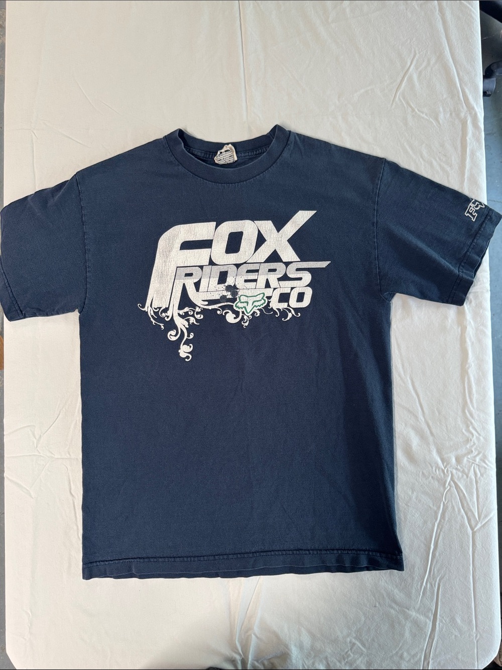 Fox early 2000s Navy Blue Short Sleeve Graphic Tee